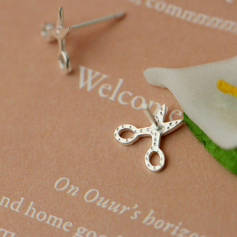 925 STERLING SILVER CUTE Small Scissors EARRINGS